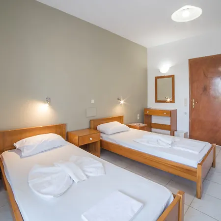 Ξενοδοχείο Maui 2*